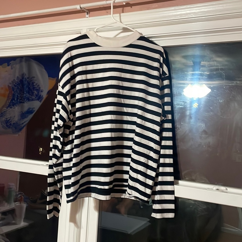 Black and white striped long sleeve shirt